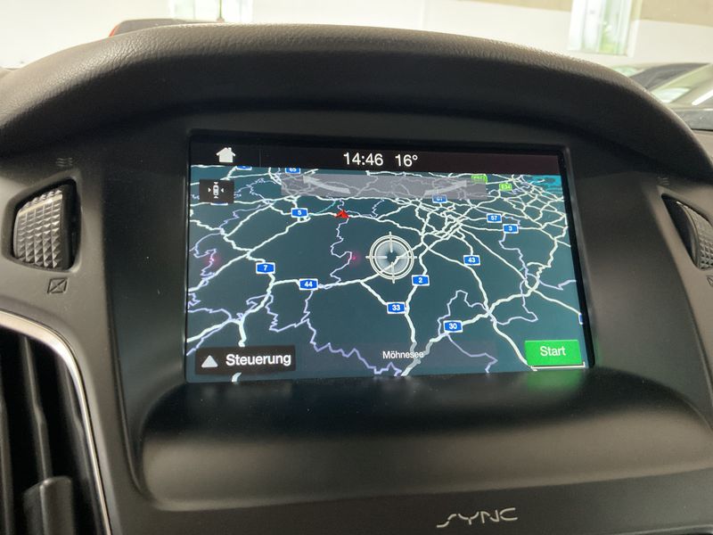 Ford Focus 1.0 EcoBoost Titanium — zdjęcie 13