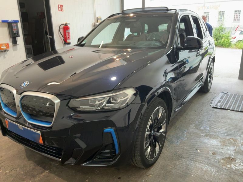 2022 BMW iX3