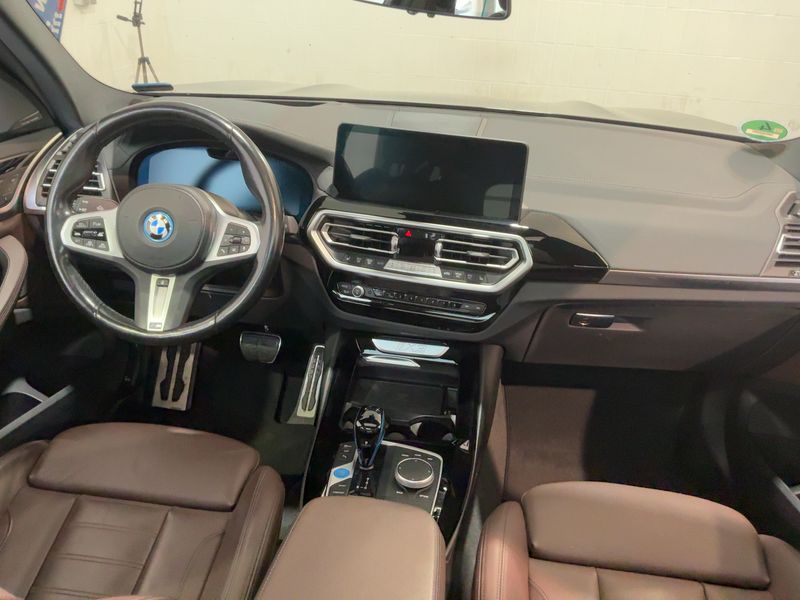 BMW iX3 electric drive 210 kW Impressive — zdjęcie 12