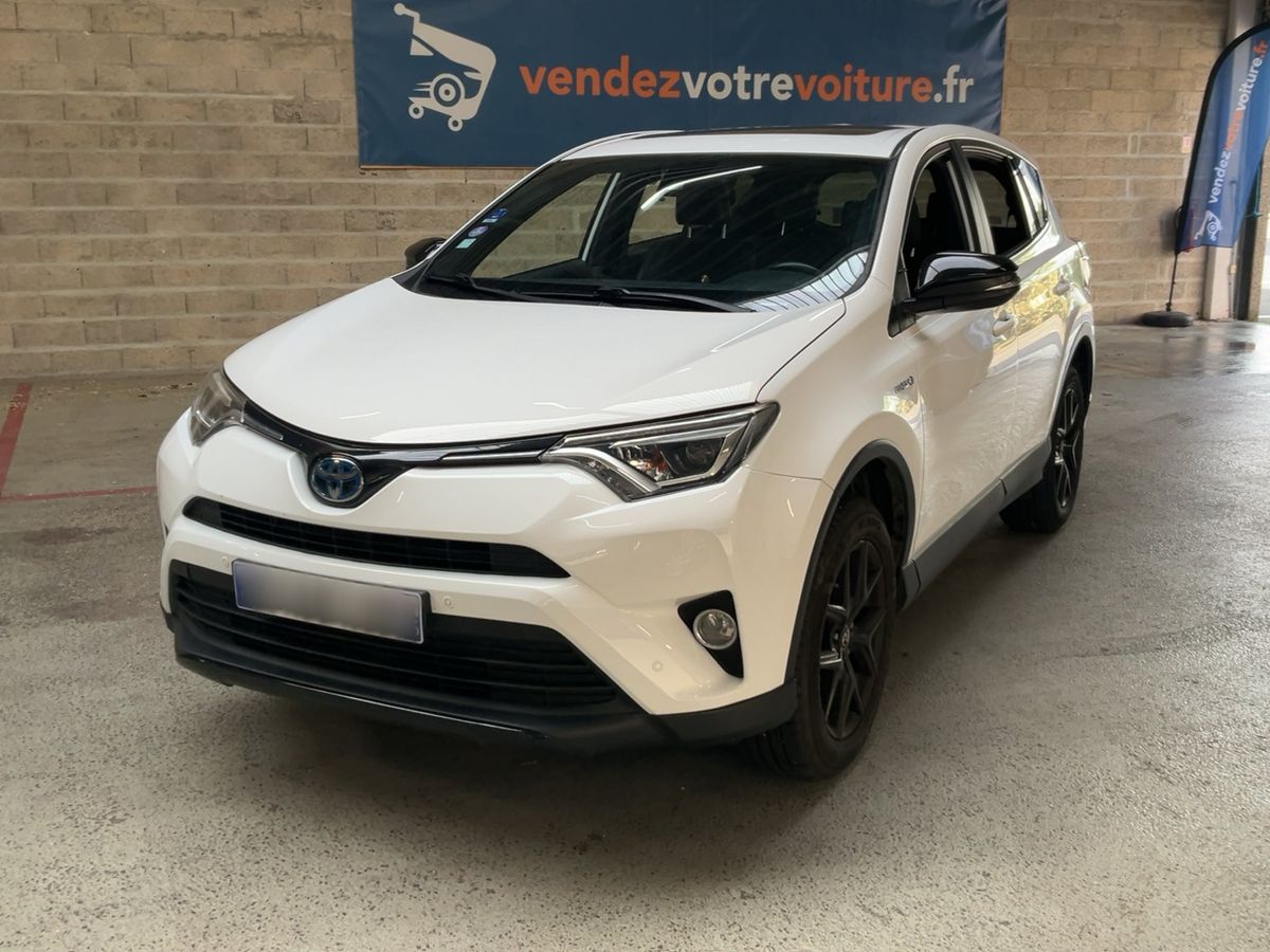 Toyota RAV 2018 — photo 1