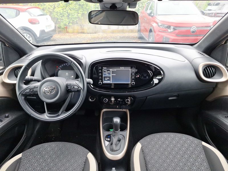 Toyota Aygo X 1.0 VVT-i Design — zdjęcie 11