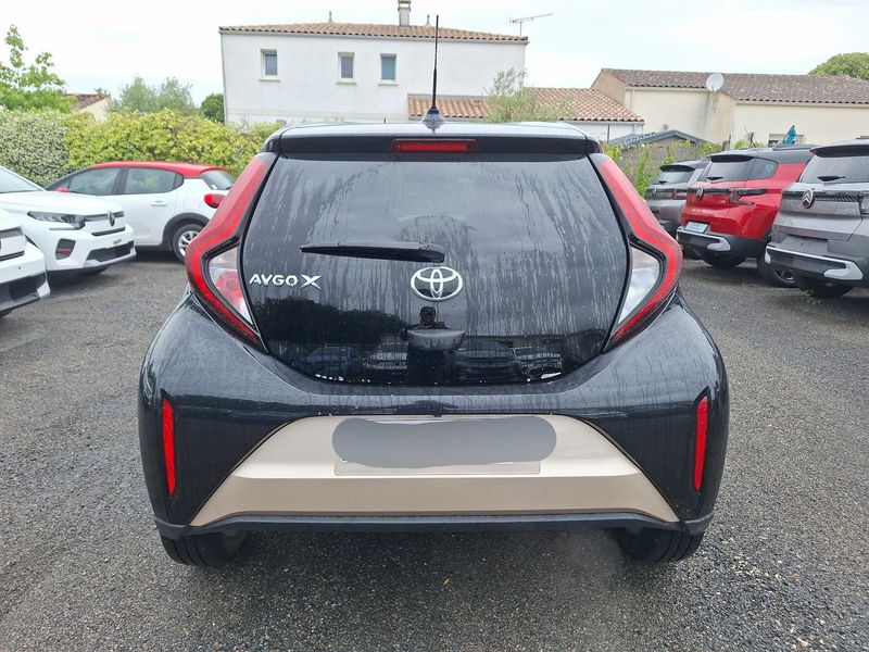 Toyota Aygo X 1.0 VVT-i Design — zdjęcie 4