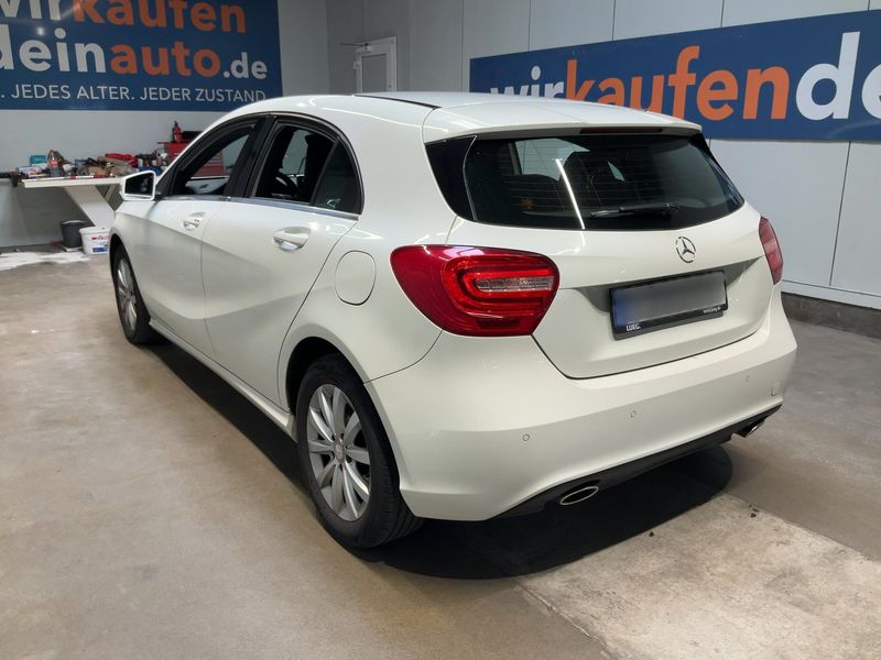 Mercedes-Benz A-Klasse A 200 CDI Urban — zdjęcie 3