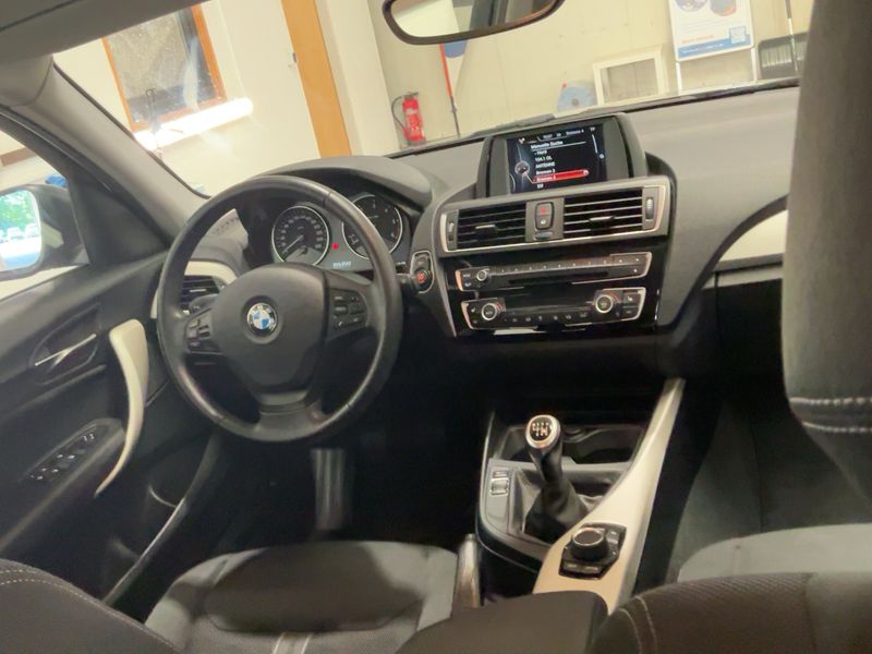 BMW 1er 116d Advantage — zdjęcie 12