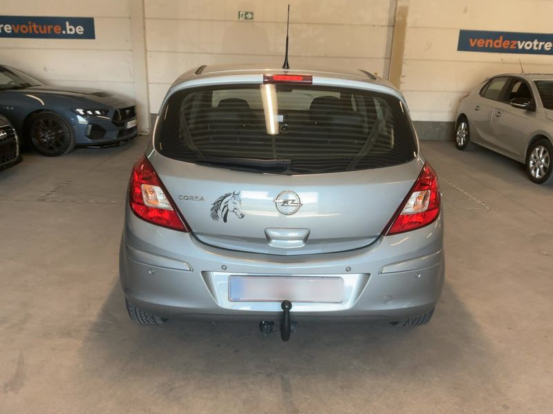 Opel Corsa 1.4 Innovation — zdjęcie 5