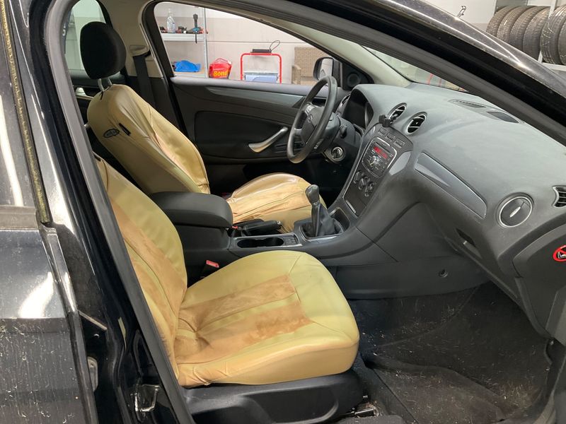 Ford Mondeo 1.6 Ti-VCT Ambiente — zdjęcie 3
