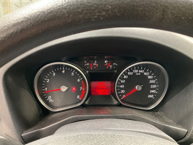 Ford Mondeo 1.6 Ti-VCT Ambiente — zdjęcie 4