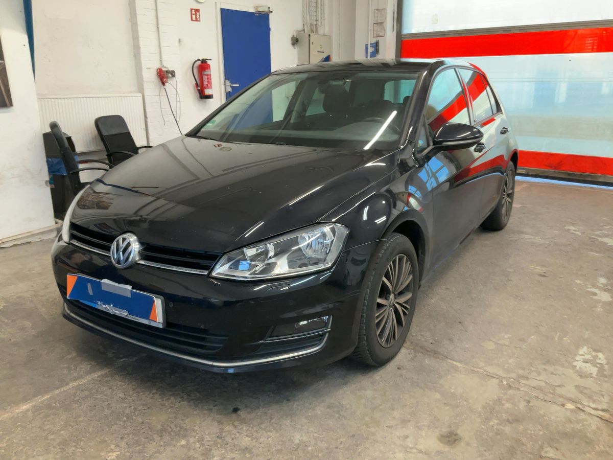 Volkswagen Golf VII 1.2 TSI Allstar BlueMotion Tech