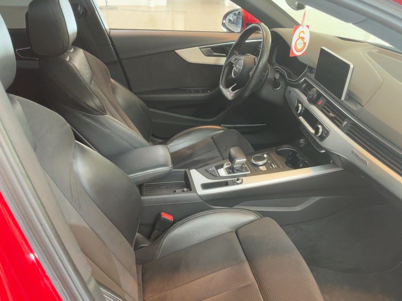 Audi A4 2.0 TFSI quattro Sport — zdjęcie 11