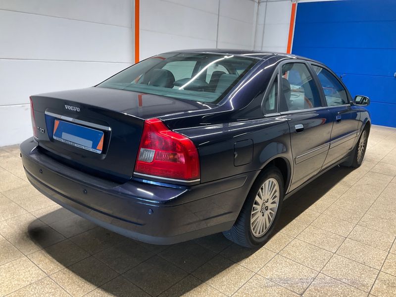 Volvo S80 2.4 D5 Momentum — zdjęcie 2