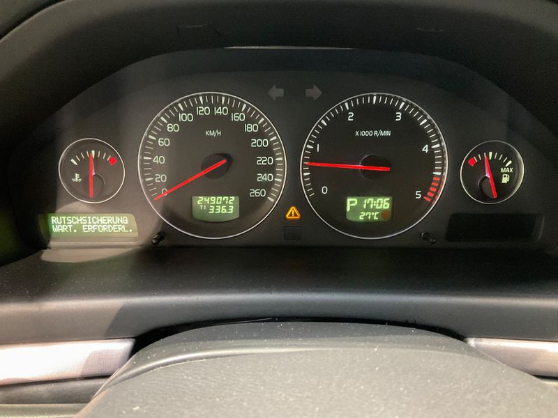 Volvo S80 2.4 D5 Momentum — zdjęcie 4