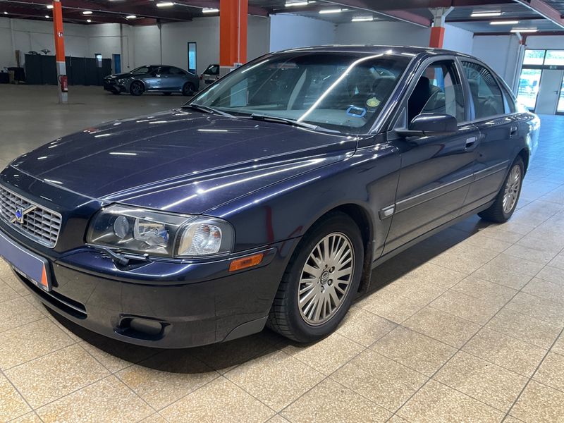 Volvo S80 2.4 D5 Momentum
