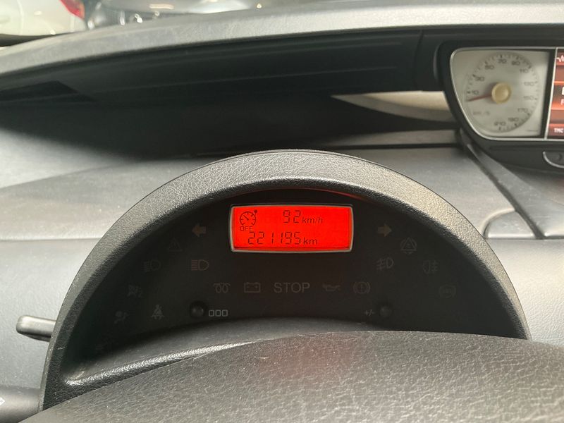 Peugeot 807 2.0 HDi Premium — zdjęcie 4