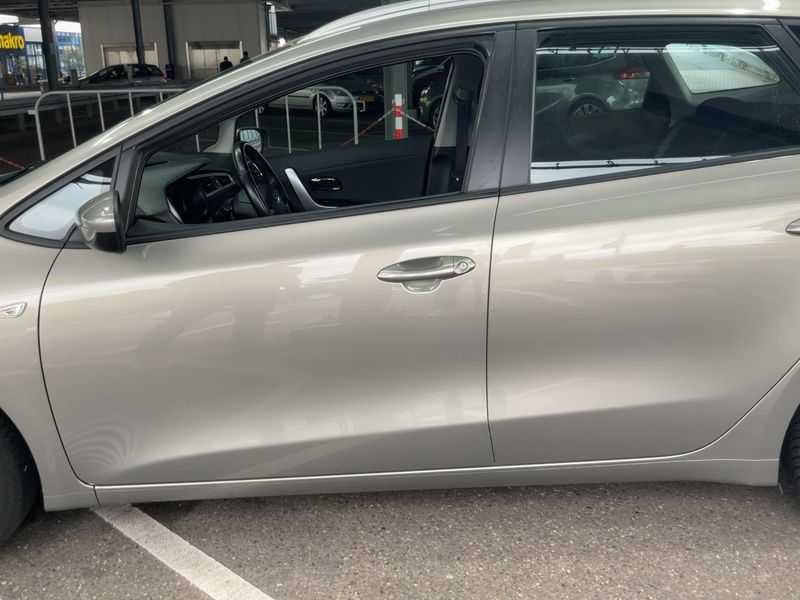 Kia cee'd 1.6 GDI Dream-Team — zdjęcie 4