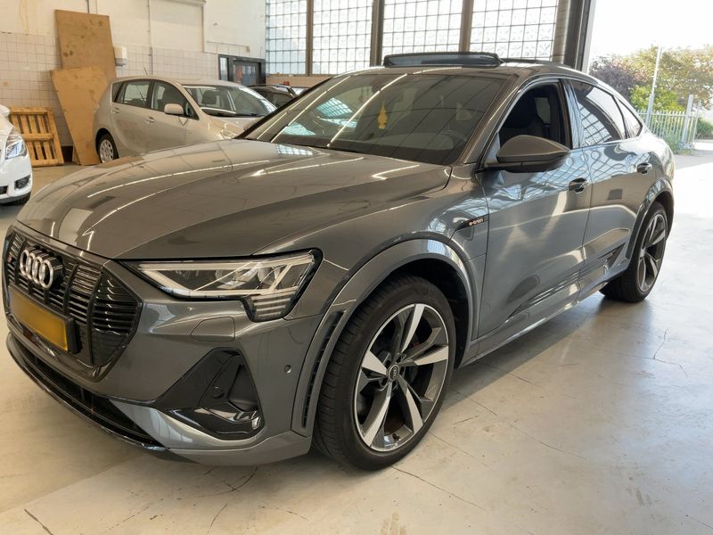 Audi e-tron Sportback e-tron S quattro — zdjęcie 2