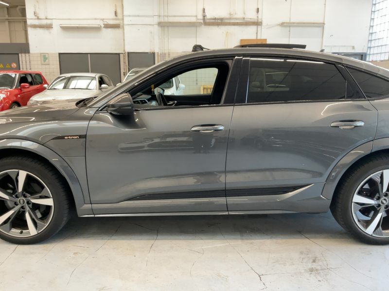 Audi e-tron Sportback e-tron S quattro — zdjęcie 4