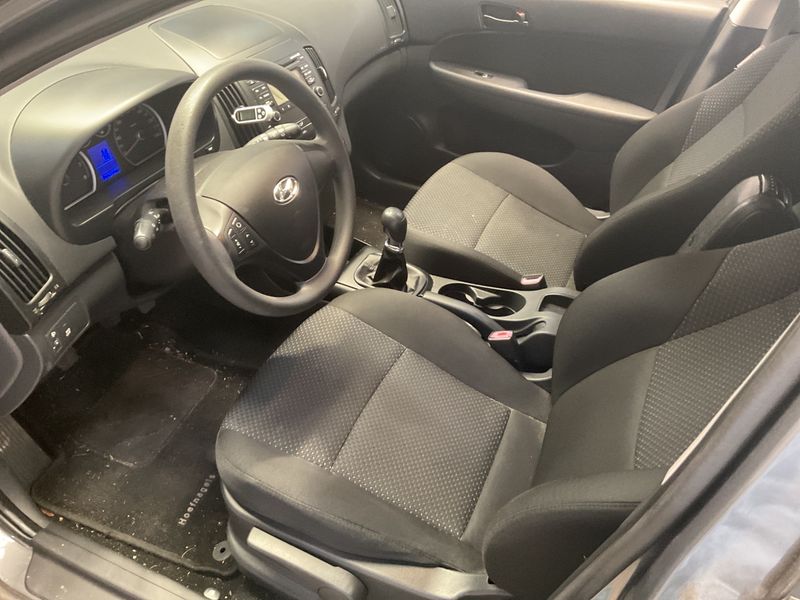 Hyundai i30 1.4 Comfort — zdjęcie 3