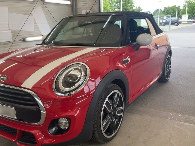 MINI Cabrio Cooper