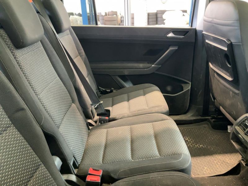 Volkswagen Touran 1.4 TSI Comfortline BlueMotion Tech — zdjęcie 14