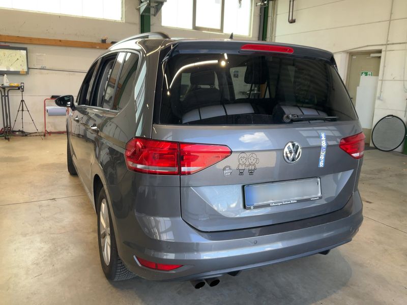 Volkswagen Touran 1.4 TSI Comfortline BlueMotion Tech — zdjęcie 3