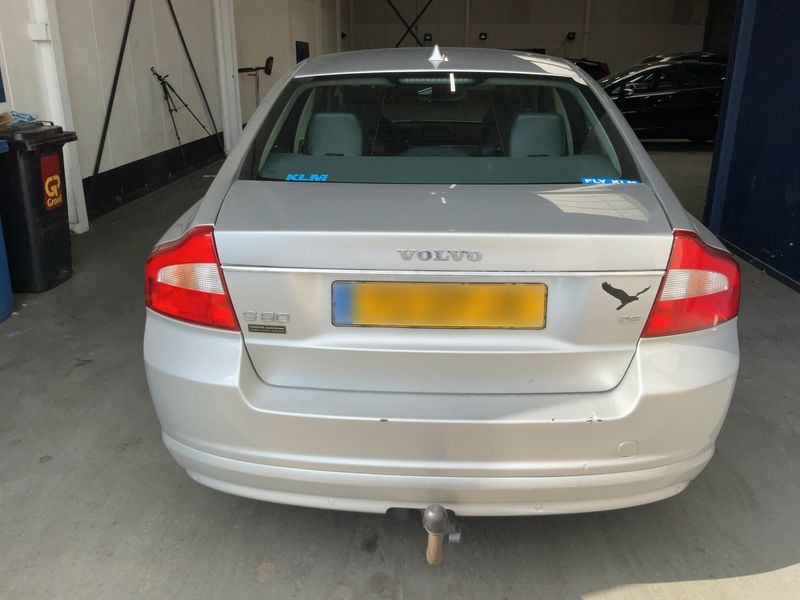 Volvo S80 2.4 D5 Momentum — zdjęcie 5