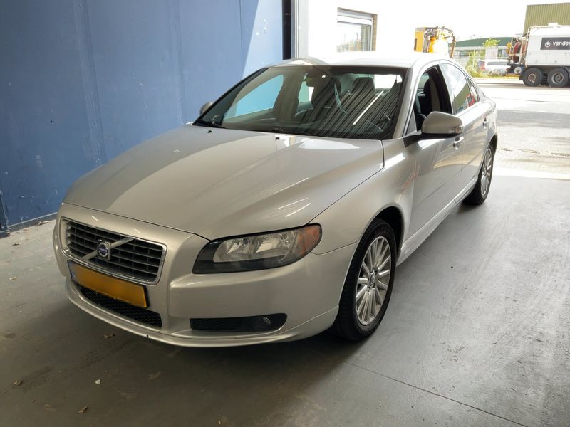 Volvo S80 2.4 D5 Momentum