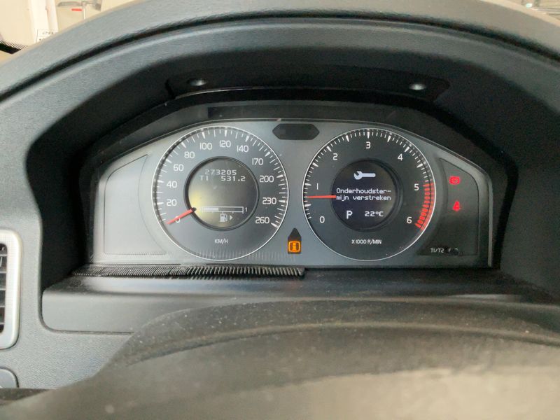 Volvo S80 2.4 D5 Momentum — zdjęcie 13
