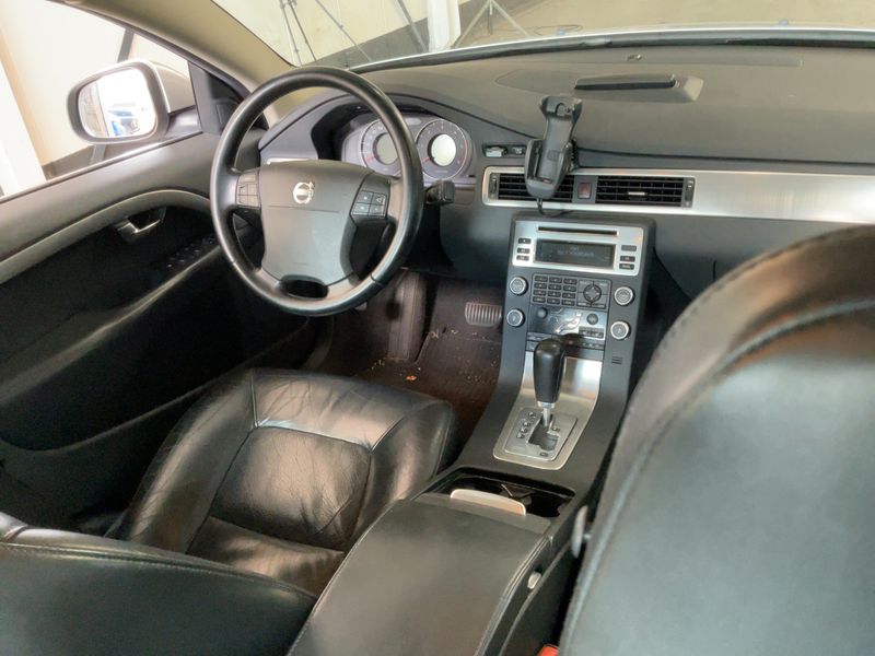 Volvo S80 2.4 D5 Momentum — zdjęcie 12