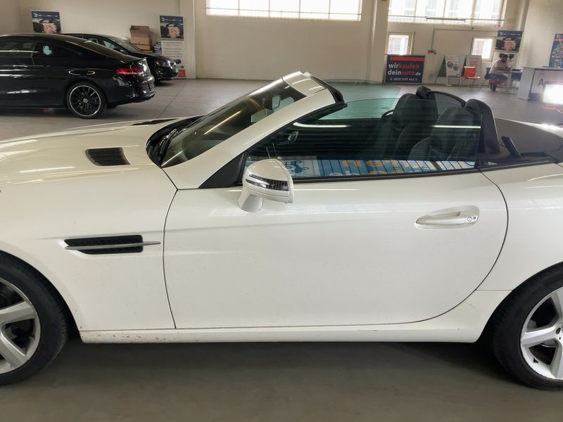 Mercedes-Benz SLK-Klasse SLK 200 BlueEfficiency — zdjęcie 4