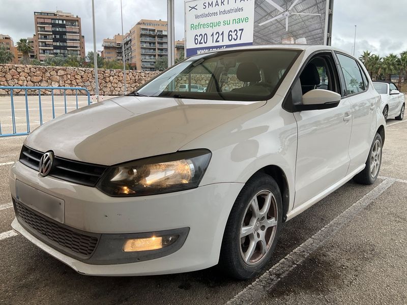 Volkswagen Polo 1.4 MPI Advance — zdjęcie 1