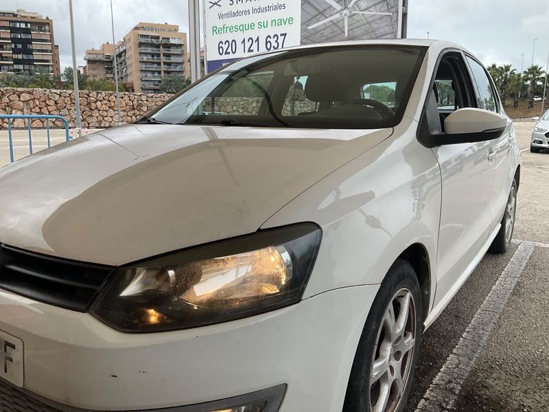 Volkswagen Polo 1.4 MPI Advance — zdjęcie 2