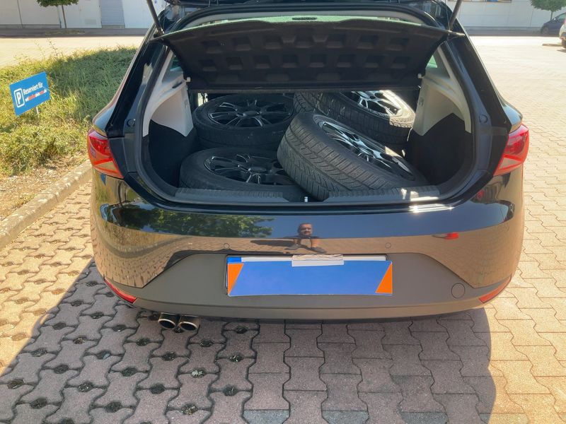 Seat Leon 2.0 TDI FR — zdjęcie 10