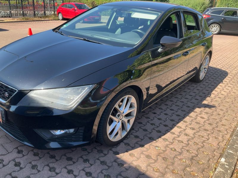 Seat Leon 2.0 TDI FR — zdjęcie 2