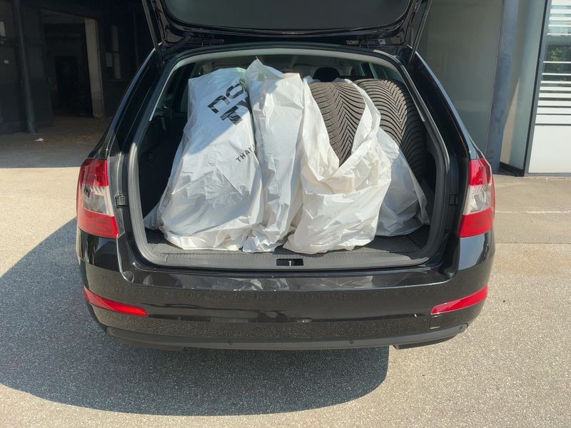 Skoda Octavia 2.0 TDI Elegance — zdjęcie 10