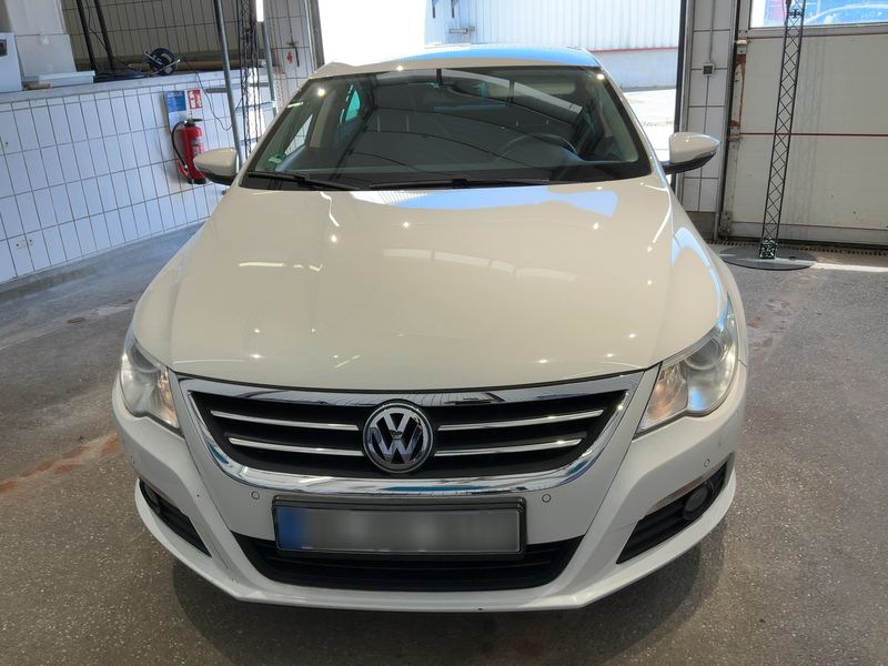 Volkswagen Passat CC 2.0 TSI — zdjęcie 9