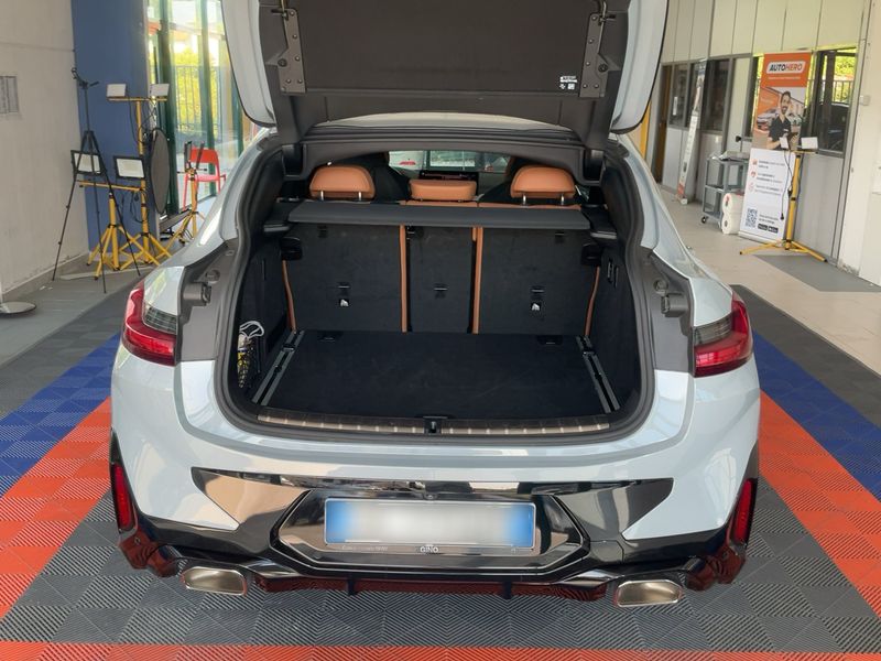BMW X4 xDrive 20d Mild-Hybrid M Sport — zdjęcie 10