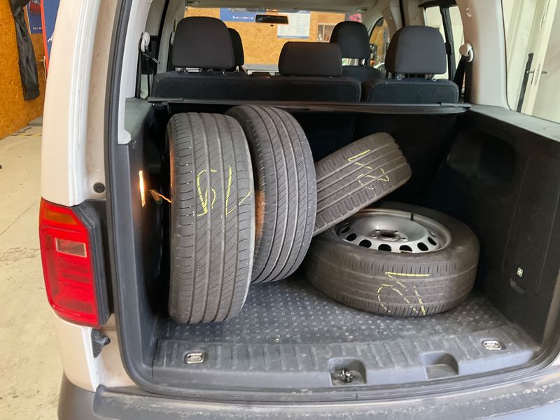 Volkswagen Caddy 2.0 TDI Trendline 4Motion BlueMotion Tech 2020 – снимка 15