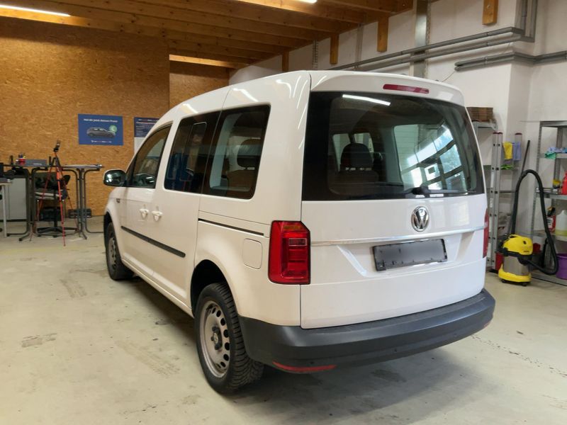 Volkswagen Caddy 2.0 TDI Trendline 4Motion BlueMotion Tech 2020 – снимка 6