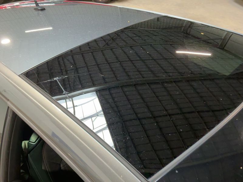Volkswagen Scirocco 2.0 TDI Carat 2011 – снимка 13