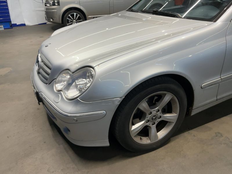 Mercedes-Benz C-Klasse C 200 Kompressor Avantgarde — zdjęcie 2