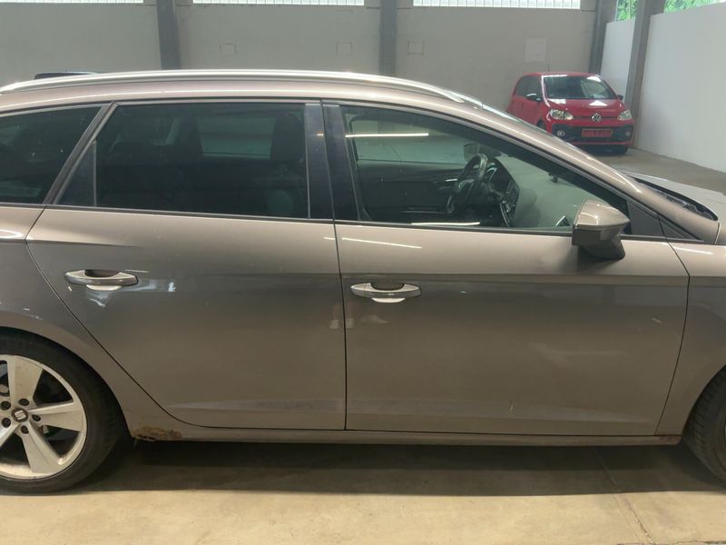 Seat Leon 1.4 TSI ACT FR 2015 – снимка 10