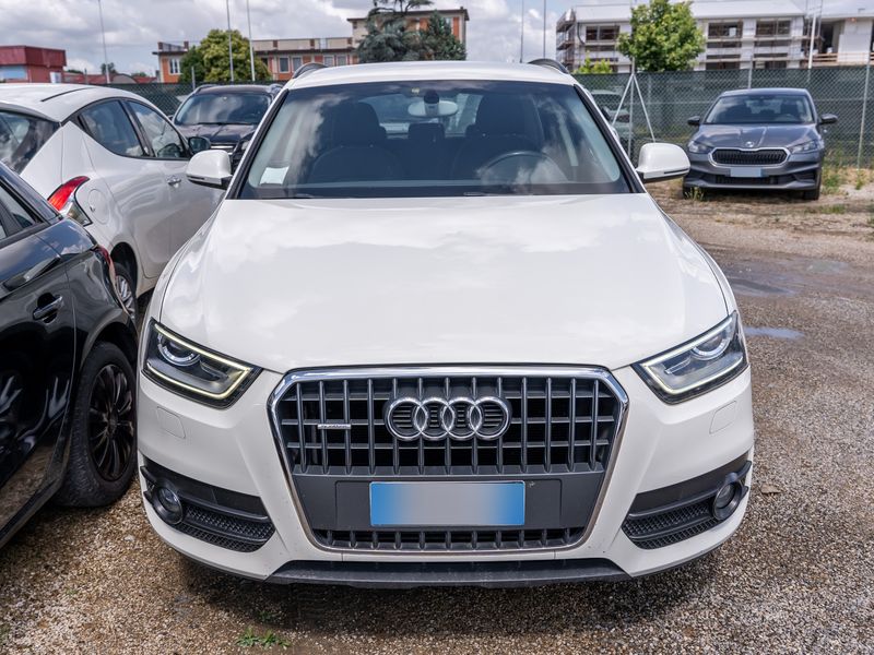 Audi Q3 2.0 TDI quattro — zdjęcie 7