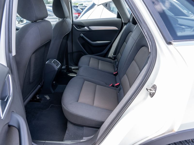 Audi Q3 2.0 TDI quattro — zdjęcie 13