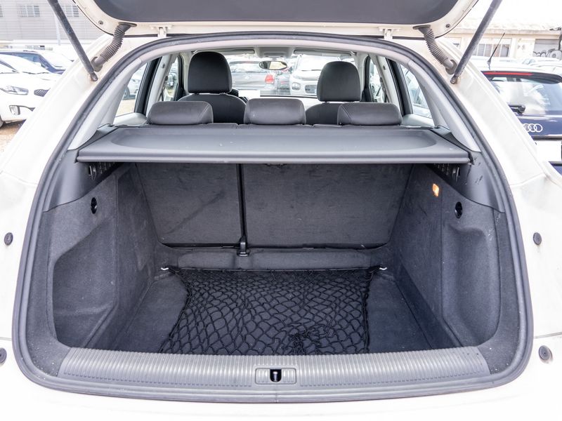 Audi Q3 2.0 TDI quattro — zdjęcie 9