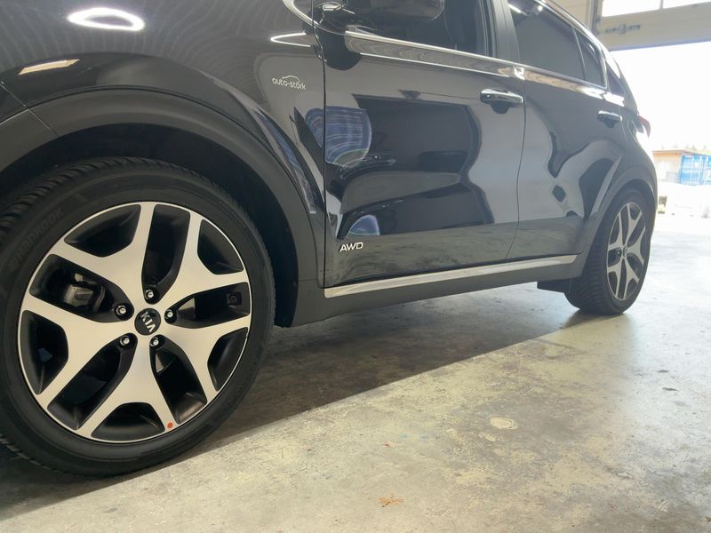Kia Sportage 1.6 TGDI GT Line 4WD — zdjęcie 2
