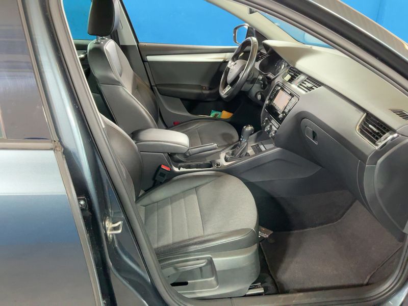 Skoda Octavia 1.2 TSI Style 2015 – снимка 16