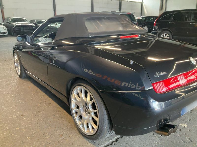 Alfa Romeo Alfa Spider 3.0 V6 L — zdjęcie 3