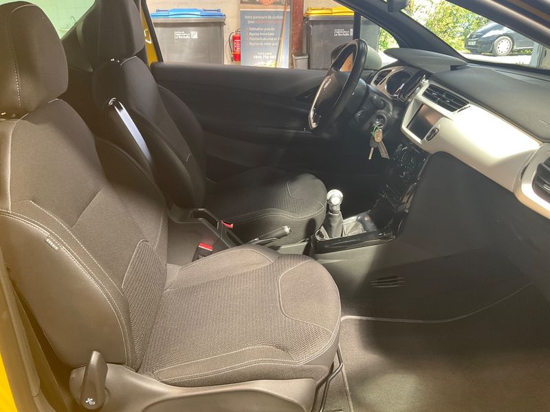 DS Automobiles DS3 1.2 PureTech SoChic — zdjęcie 11
