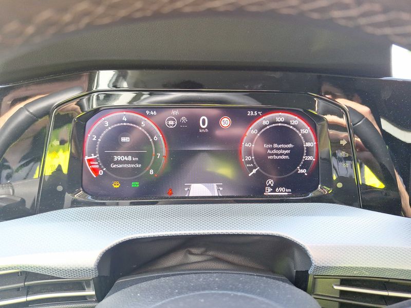 Volkswagen Golf VIII 1.5 TSI Goal — zdjęcie 12