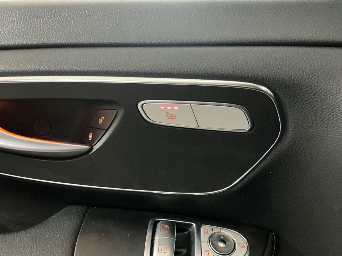 Mercedes-Benz V-Klasse 2017 — photo 30